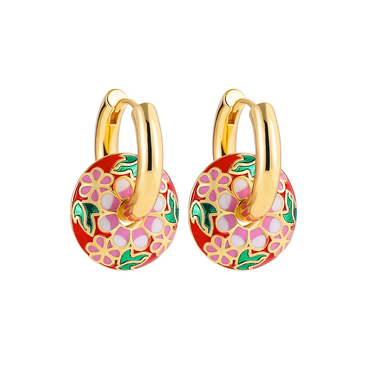 Boucles d’oreilles créoles couleur or avec pendentif rond émaillé motif floral multicolore.